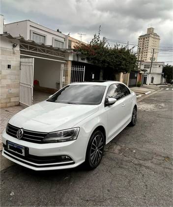 VOLKSWAGEN JETTA 1.4 16V TSI COMFORTLINE GASOLINA 4P TIPTRONIC